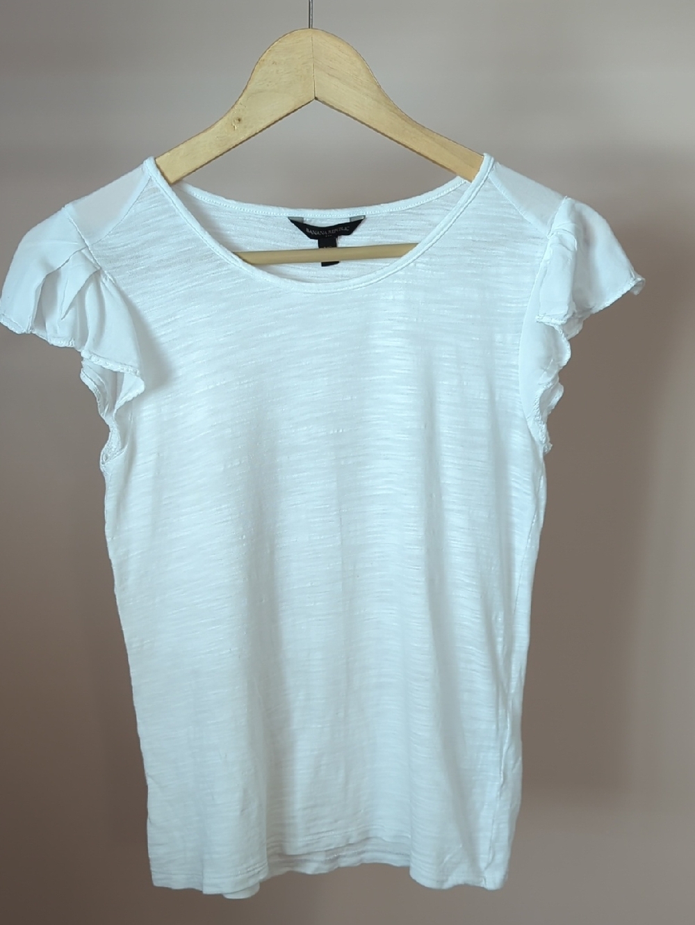 Banana Republic White Ruffle Sleeve Tee